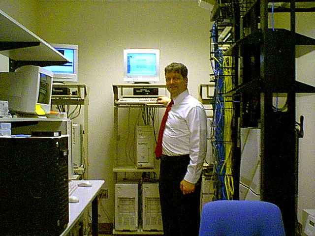 feb12_09.jpg (111234 bytes)