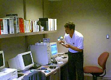 wpe1C.jpg (16404 bytes)